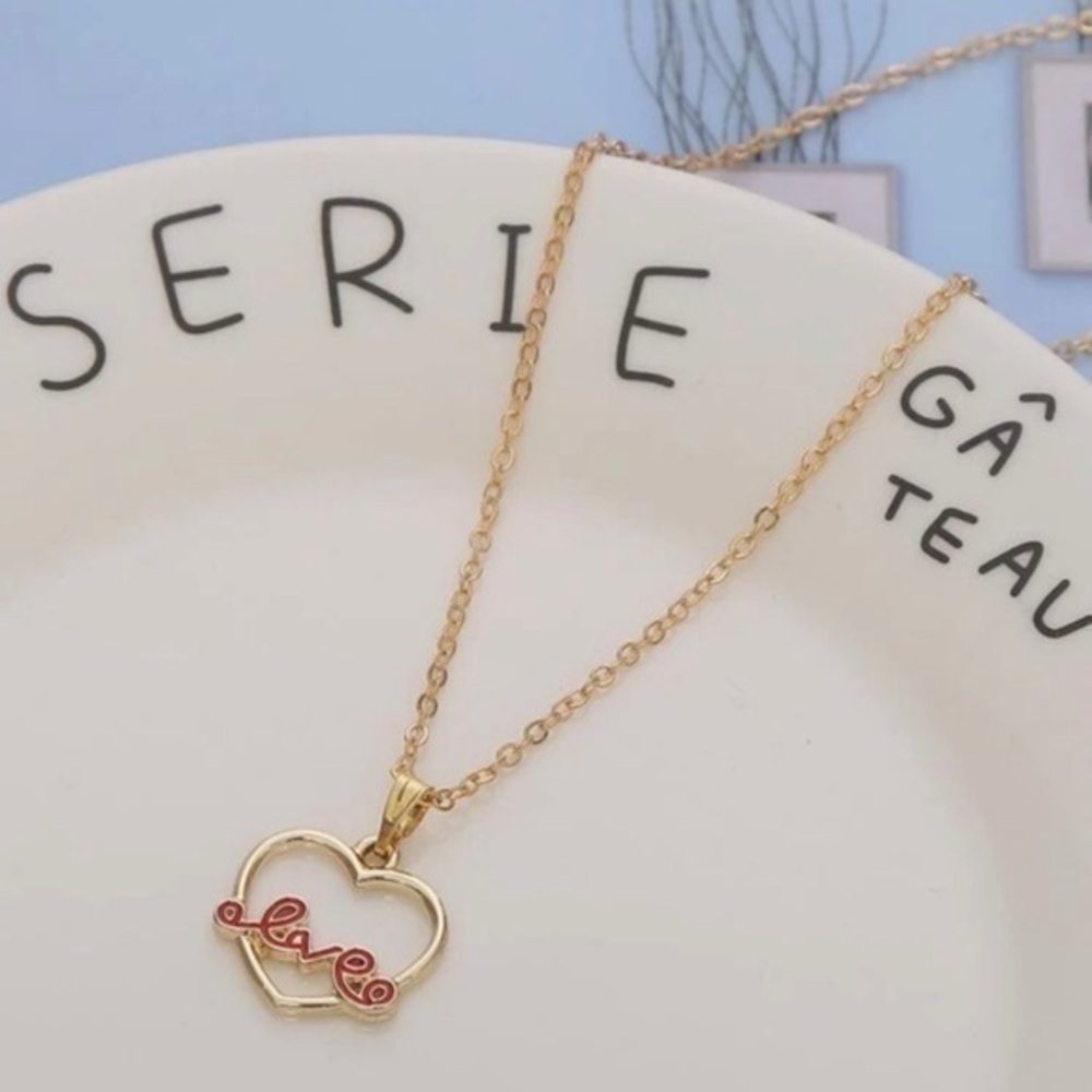 3/$30 💛 Love Necklace